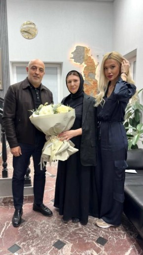 В преддверии Дня матери представители Минимущества навестили мать героя СВО