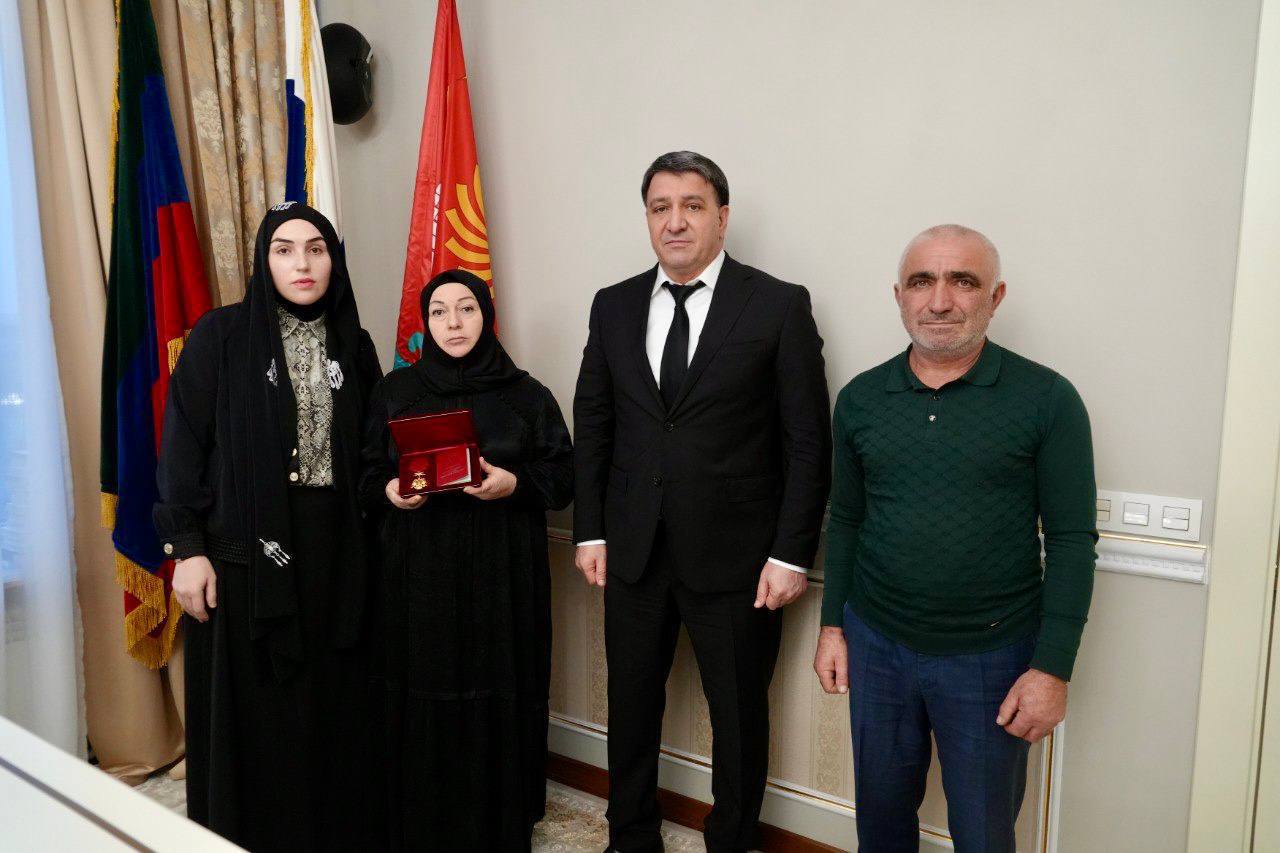 Джамбулат Салавов: Добрый вечер, дорогие махачкалинцы! Джамбулат Салавов: Добрый вечер, дорогие махачкалинцы!