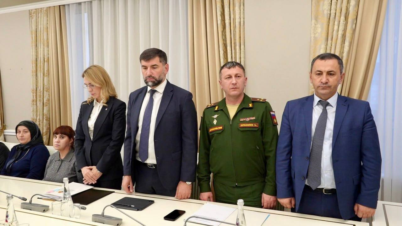 Джамбулат Салавов: Добрый вечер, дорогие махачкалинцы! Джамбулат Салавов: Добрый вечер, дорогие махачкалинцы!