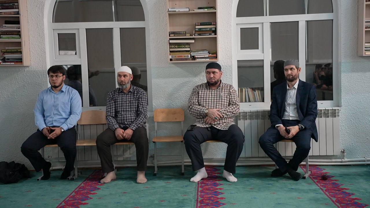 В Хасавюрте состоялось мероприятие по профилактике терроризма и экстремизма среди учащихся духовных образовательных организаций В Хасавюрте состоялось мероприятие по профилактике терроризма и экстремизма среди учащихся духовных образовательных организаций