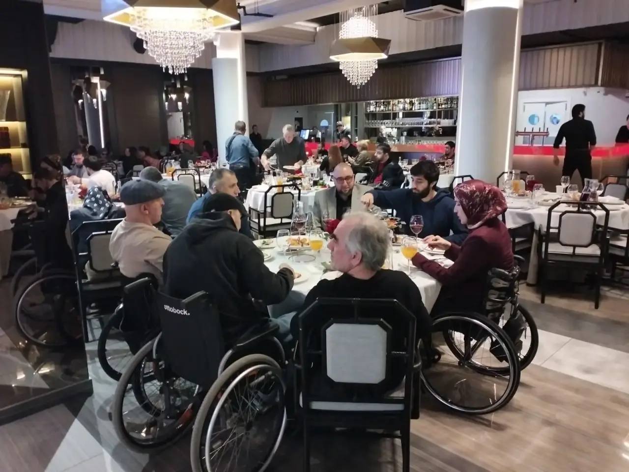 В Махачкале проходит праздничное мероприятие ко Дню людей с ограниченными возможностями здоровья В Махачкале проходит праздничное мероприятие ко Дню людей с ограниченными возможностями здоровья