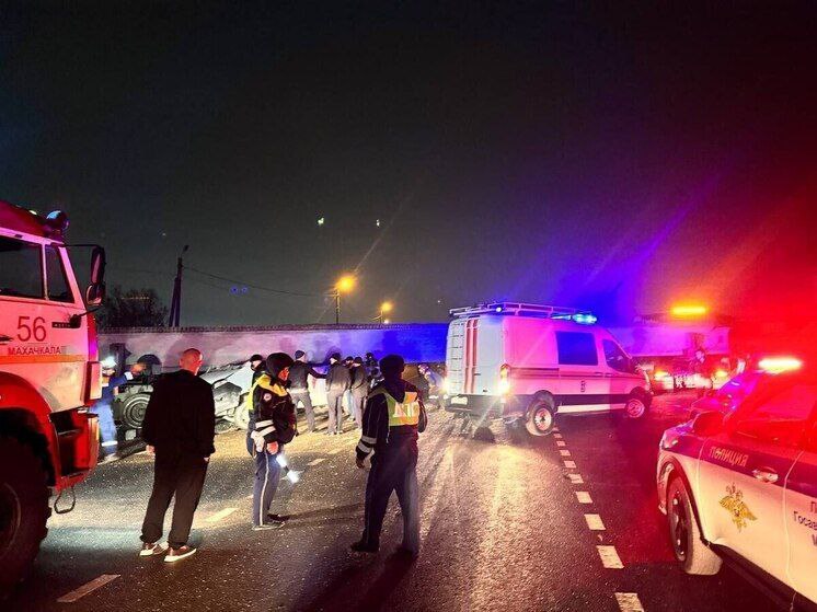ДТП с участием четырех автомобилей произошло в пригороде Махачкалы