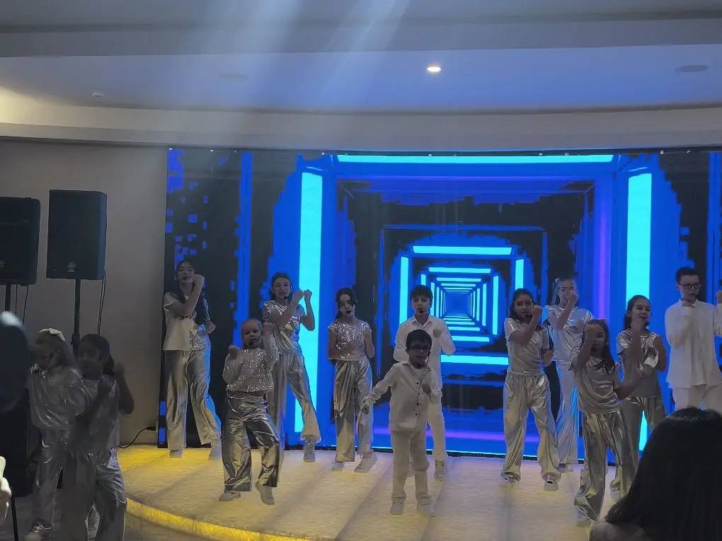 Итоги своей работы подводит благотворительный фонд «Живи и дари жизнь другим», помогающий детям бороться с тяжёлыми заболеваниями, такими как онкология, ДЦП, аутизм, нейро-дегенеративные, сердечно-сосудистые, генетические и... Итоги своей работы подводит благотворительный фонд «Живи и дари жизнь другим», помогающий детям бороться с тяжёлыми заболеваниями, такими как онкология, ДЦП, аутизм, нейро-дегенеративные, сердечно-сосудистые, генетические и...