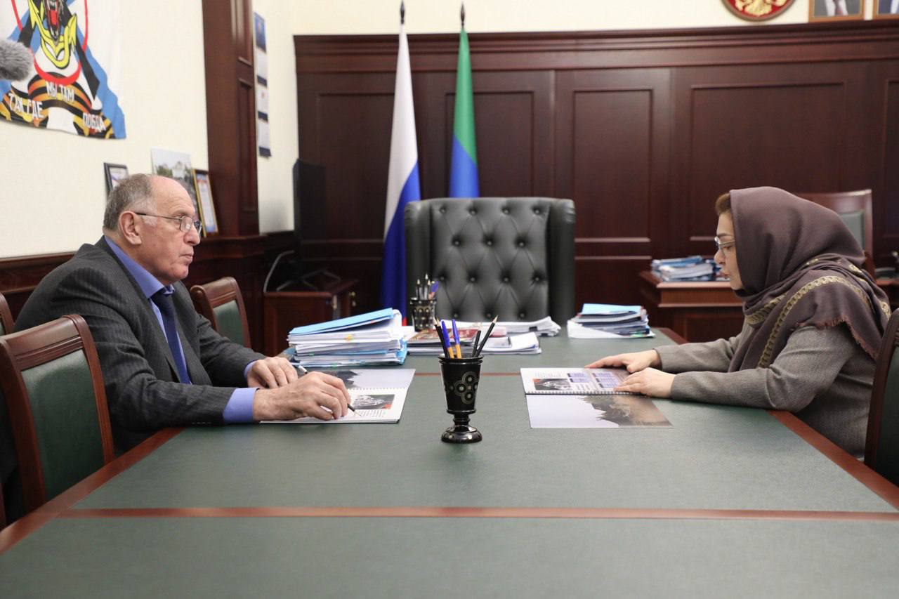 «Падение уровня Каспийского моря отрицательно влияет на прибрежный промысел, затрудняет выход в море рыбаков, особенно в северной части республики»