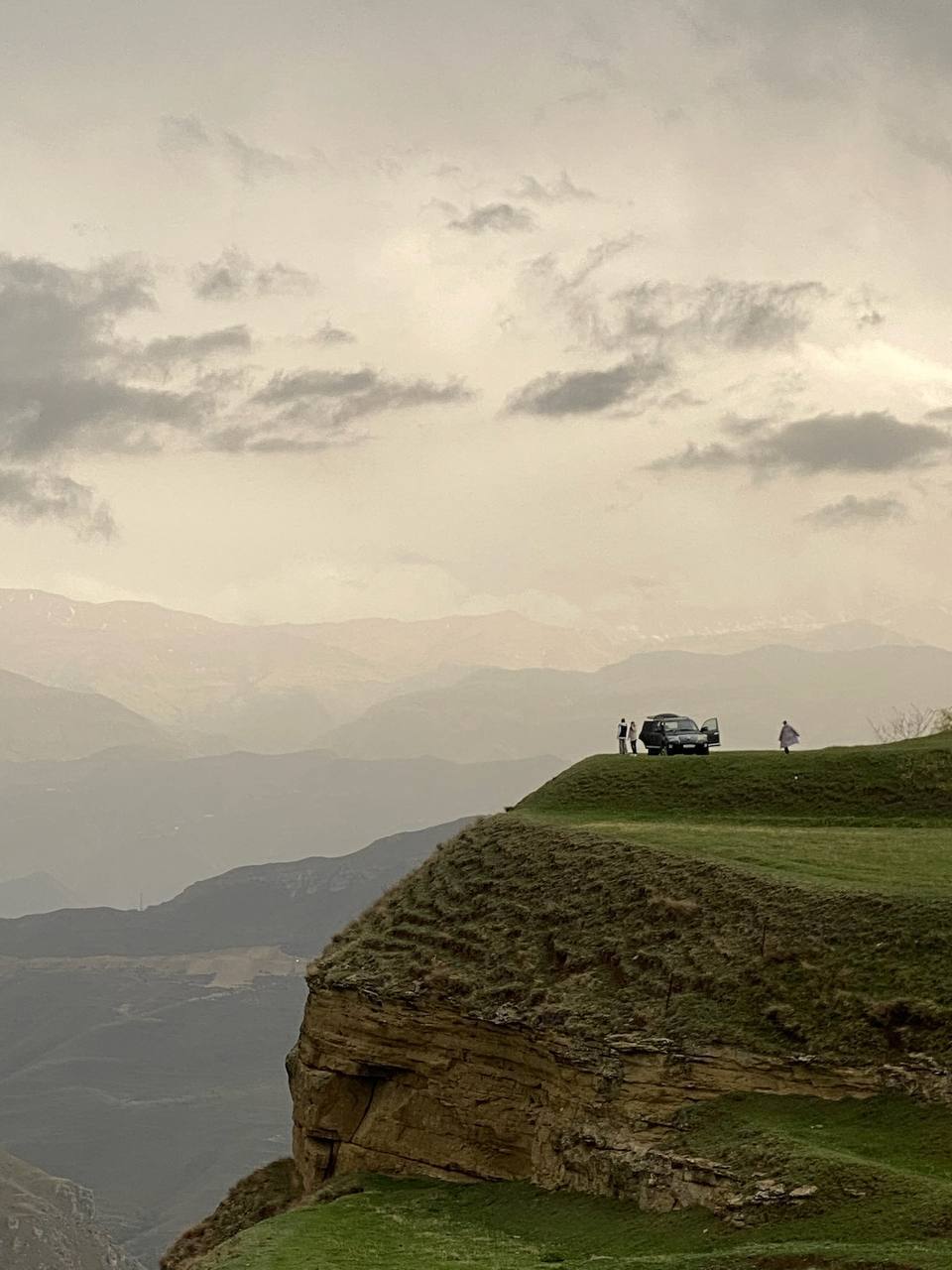 Новый автомобильный маршрут «Легенды Дагестана» представлен на национальном туристическом портале