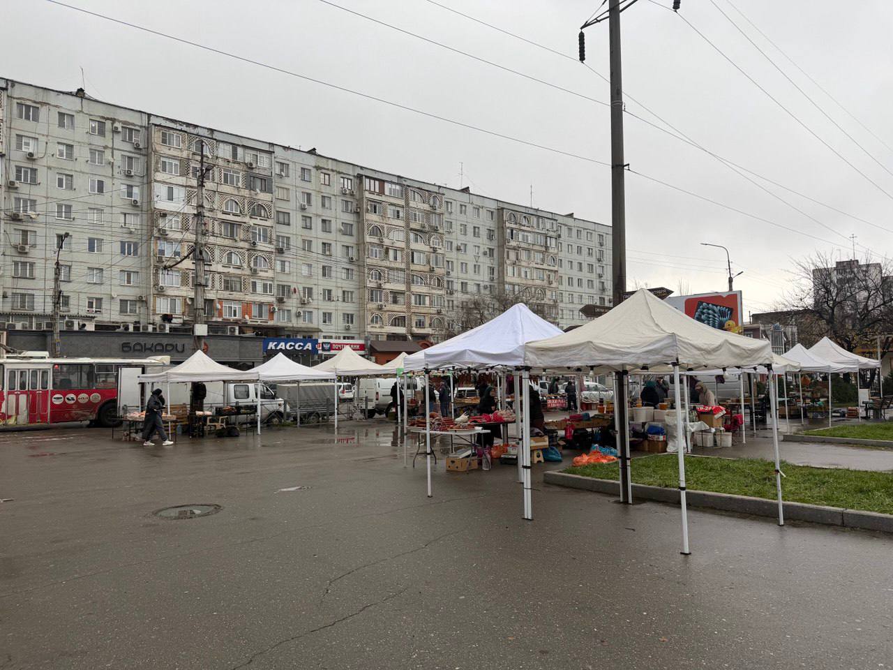 В Махачкале стартовала рыбная и сельскохозяйственная ярмарка В Махачкале стартовала рыбная и сельскохозяйственная ярмарка