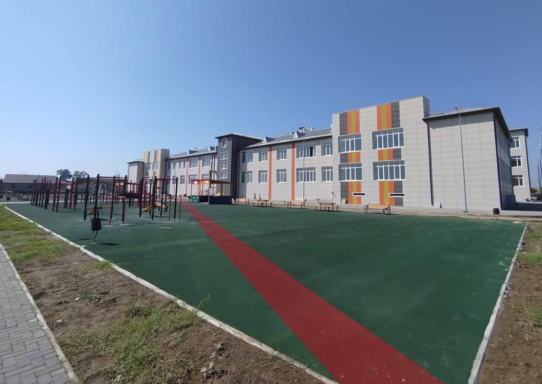 Дети села Пятилетка будут учиться в новой школе Дети села Пятилетка будут учиться в новой школе