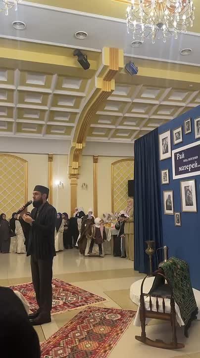 В Ленинкенте проходит мероприятие «Рай под ногами матерей»