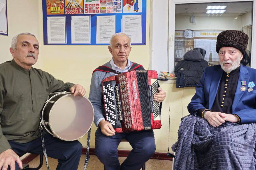 80 лет жизни, из них 60 — на сцене 80 лет жизни, из них 60 — на сцене