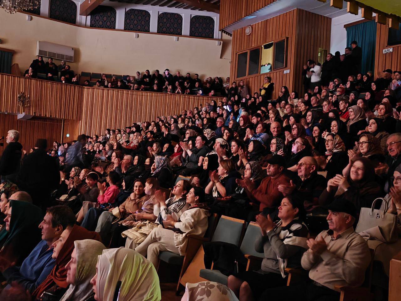 80 лет жизни, из них 60 — на сцене 80 лет жизни, из них 60 — на сцене