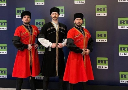 Танцевальный ансамбль из Дагестана выступил на саммите в Индии