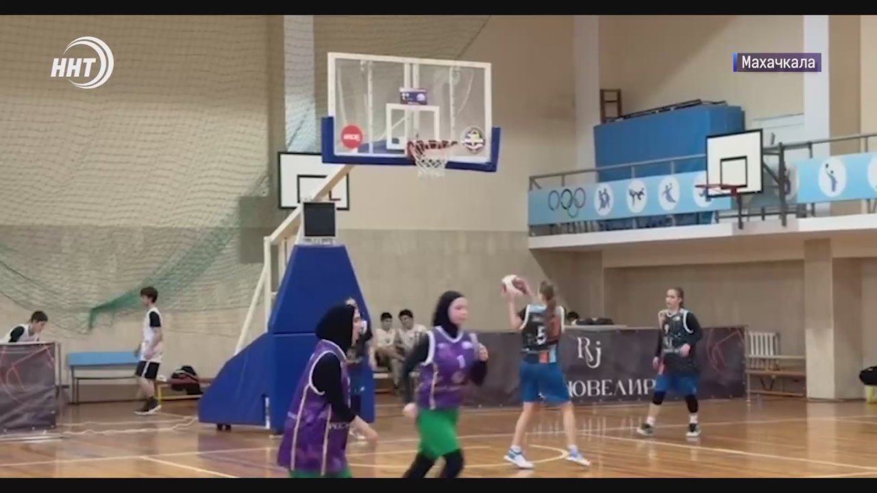В Махачкале стартовал этап «КЭС-БАСКЕТ»