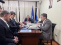 Председатель Народного Собрания Заур Аскендеров провел очередной прием граждан, в котором приняли участие врио главы г. Махачкалы Магомедали Саидов и заместитель мэра столицы Тимур Галбацов