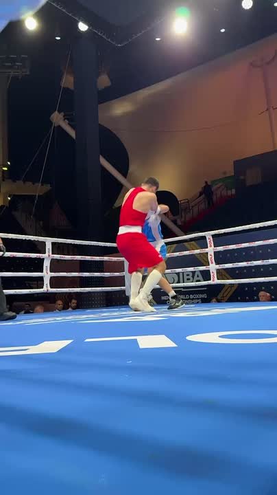Дагестанские боксеры уверенно выступают на проходящем в Дубае чемпионате мира