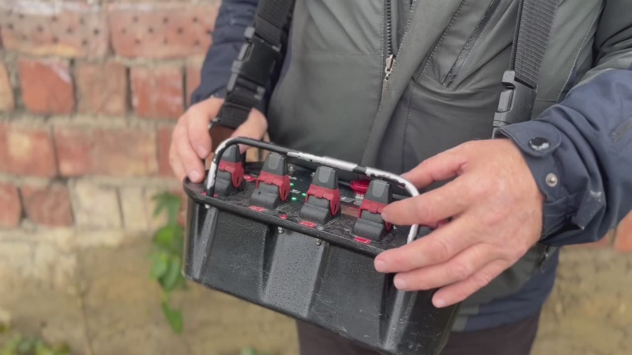 На улице Примакова восстановлена опора уличного освещения