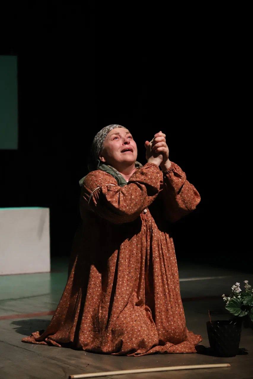 Премьера спектакля-драмы на русском языке «Слава», основанного на событиях СВО, состоялась в Аварском театре Премьера спектакля-драмы на русском языке «Слава», основанного на событиях СВО, состоялась в Аварском театре