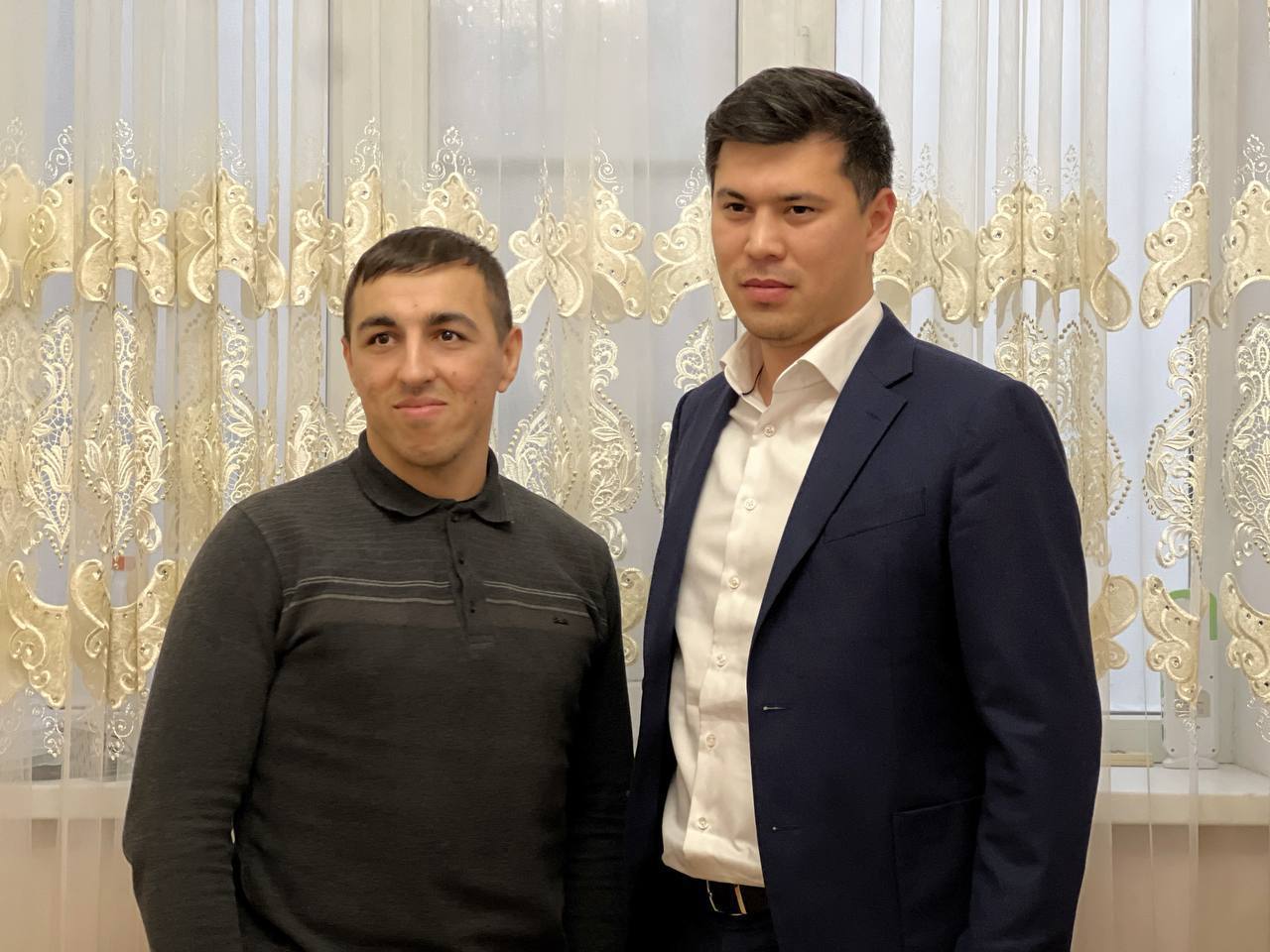 День Героев Отечества - дата знаменующая подвиги наших предков и современников - всех, кто своими поступками показал пример подлинного служения Родине! День Героев Отечества - дата знаменующая подвиги наших предков и современников - всех, кто своими поступками показал пример подлинного служения Родине!