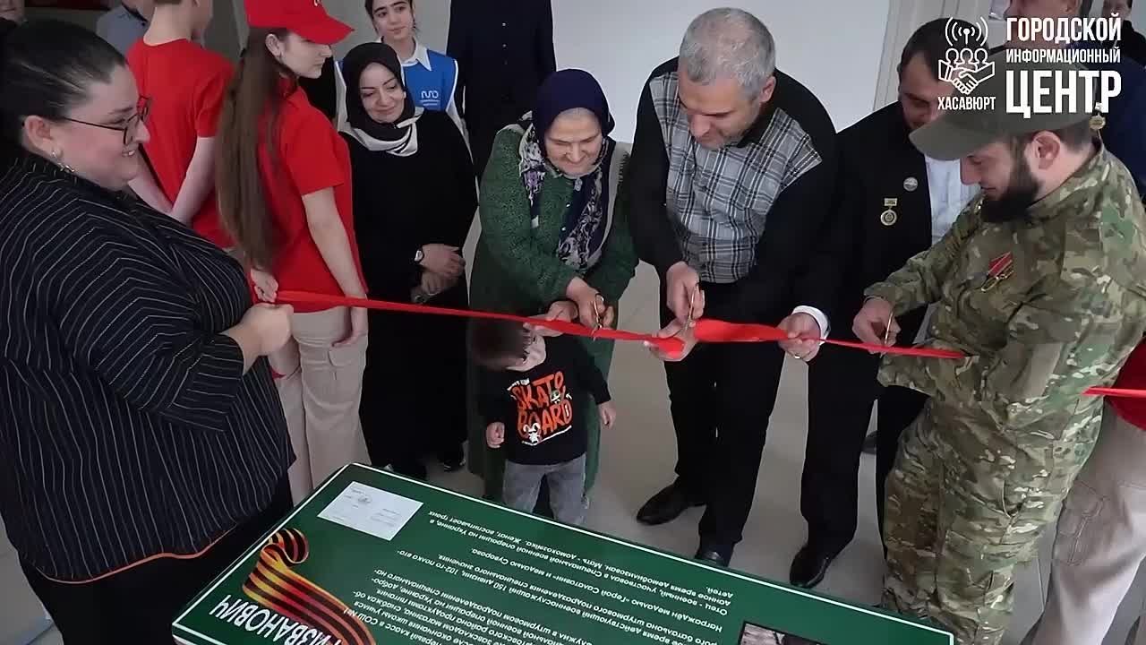 В Хасавюрте открыли две «Парты Героев», посвящённые участникам СВО
