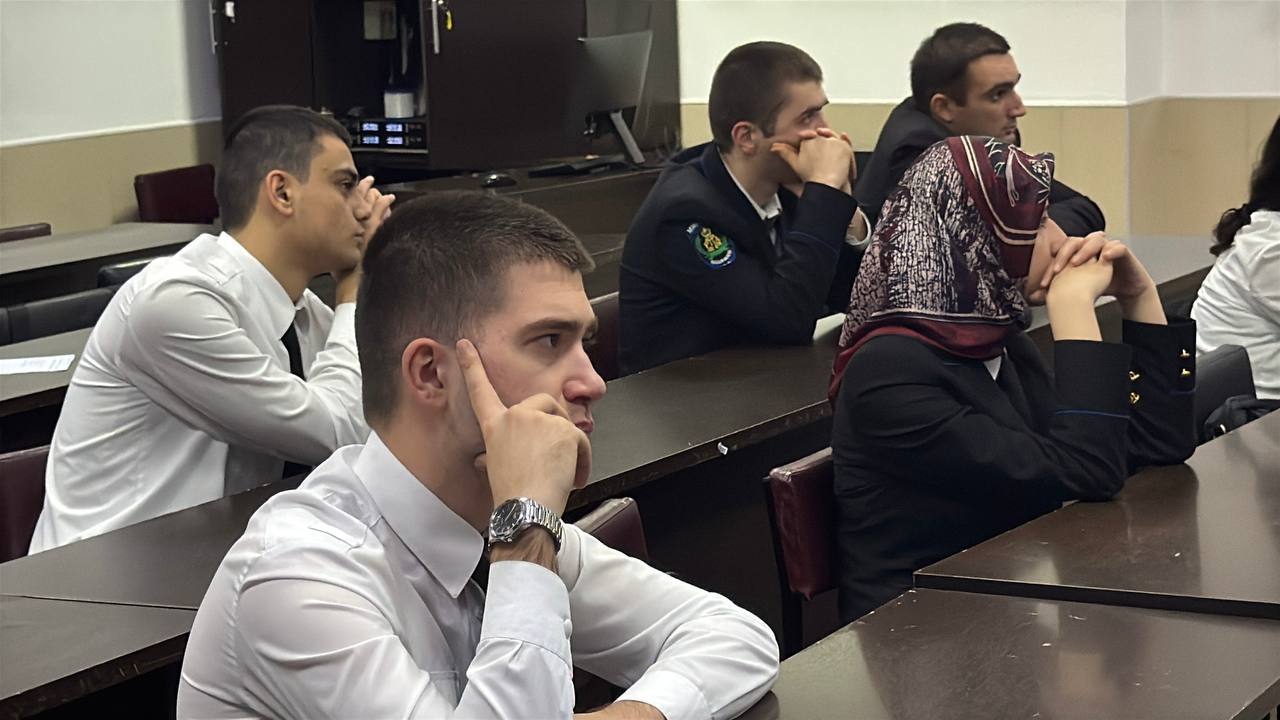 В здании Правовой академии состоялось заседание Общественной палаты Махачкалы на тему «Школа без насилия: как остановить буллинг и создать безопасную среду для каждого ребенка (правовые и психолого-педагогические аспекты)» В здании Правовой академии состоялось заседание Общественной палаты Махачкалы на тему «Школа без насилия: как остановить буллинг и создать безопасную среду для каждого ребенка (правовые и психолого-педагогические аспекты)»