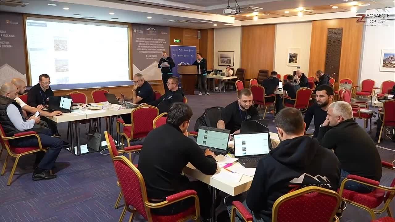 В нашем видеодневнике — главные моменты девятого дня обучения программы «Доблесть гор»: встреча с Сергеем Меликовым, зарядка с министром спорта и олимпийским чемпионом, а также насыщенные тренинги