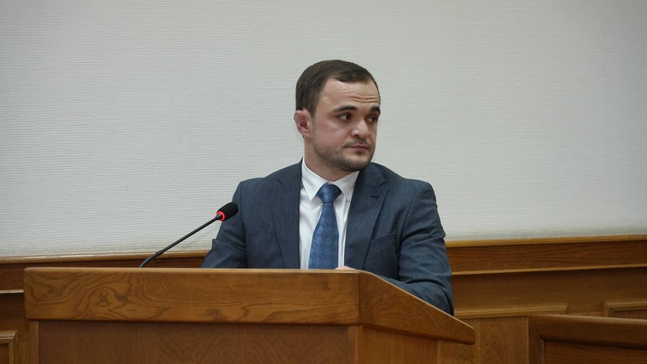 Джамбулат Салавов: Сегодня провел юбилейную — 40-ю ежегодную конференцию нашего местного отделения партии «Единая Россия» Джамбулат Салавов: Сегодня провел юбилейную — 40-ю ежегодную конференцию нашего местного отделения партии «Единая Россия»