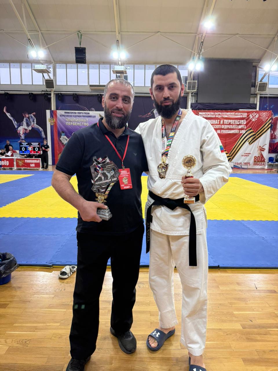 Сборная Дагестана по рукопашному бою завоевала 36 медалей различного достоинства по итогам Чемпионата и Первенства СКФО в Ставрополе Сборная Дагестана по рукопашному бою завоевала 36 медалей различного достоинства по итогам Чемпионата и Первенства СКФО в Ставрополе