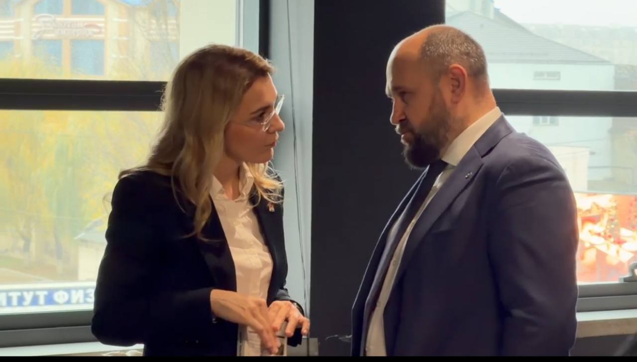 Интеллект будущего: как искусственный интеллект поможет современному учителю? Интеллект будущего: как искусственный интеллект поможет современному учителю?