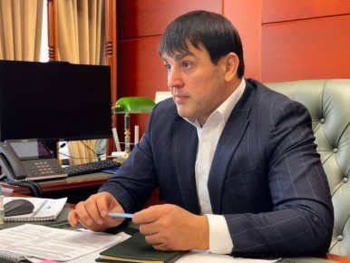 Первый заместитель главы г. Махачкалы Магомедали Саидов провел рабочее совещание с подведомственными учреждениями