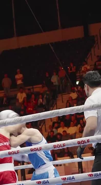 Джамбулат Бижамов впервые в спортивной карьере поднялся на верхнюю ступень пьедестала почета чемпионата мира по боксу