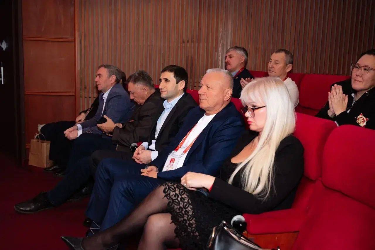 Депутат Народного Собрания Республики Дагестан, руководитель Дагестанского отделения Всероссийской общественной организации"Бессмертный полк России" Марат Алияров принял участие во Всероссийском патриотическом форуме... Депутат Народного Собрания Республики Дагестан, руководитель Дагестанского отделения Всероссийской общественной организации"Бессмертный полк России" Марат Алияров принял участие во Всероссийском патриотическом форуме...