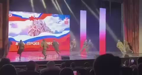 Республиканский гала-концерт «Они сражались за Родину!», приуроченный ко Дню Героев Отечества, состоялся сегодня в большом зале Русского театра имени М. Горького