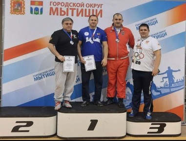 Обладателями шести медалей стали представители Дагестана на Чемпионате России по греко-римской борьбе среди мастеров ковра, который проходил в городе Мытищи Московской области