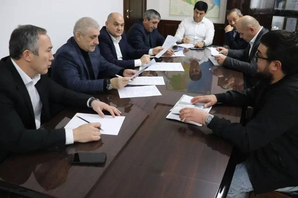 ������ ������������� ������ ����� ������� � ��������� ������