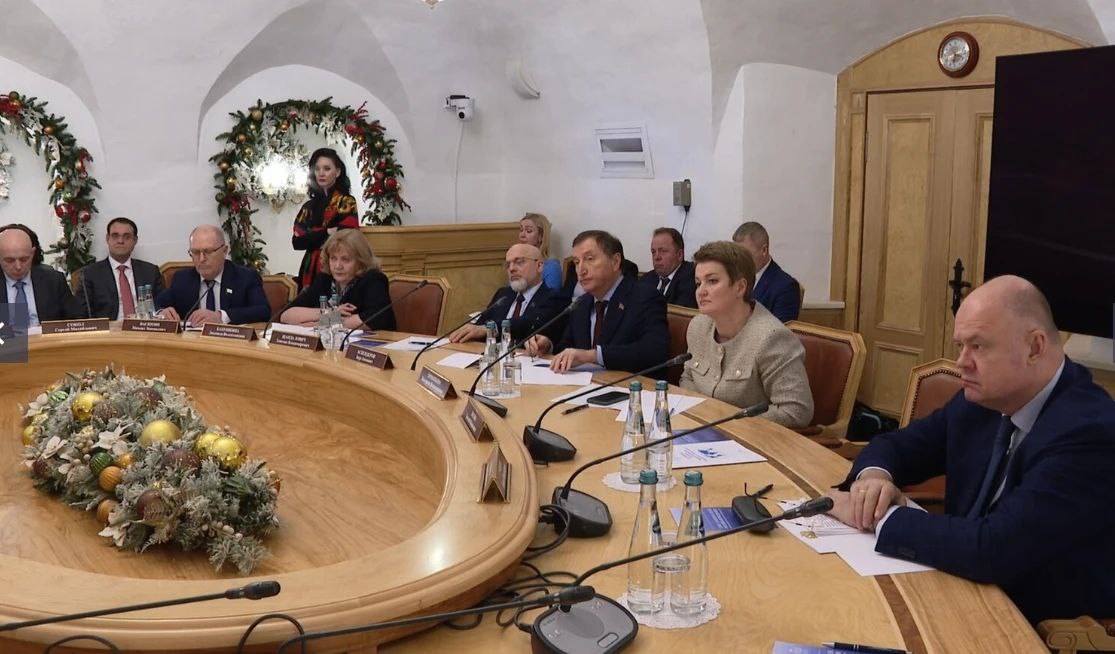 Председатель НС РД Заур Аскендеров принял участие в работе заседания Комиссии Совета законодателей РФ по проблемам международного сотрудничества Председатель НС РД Заур Аскендеров принял участие в работе заседания Комиссии Совета законодателей РФ по проблемам международного сотрудничества