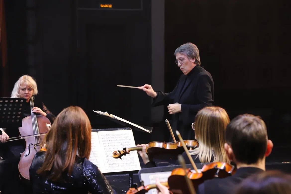 Юбилейный вечер, посвященный 90-летию выдающегося композитора, народного артиста РСФСР Ширвани Чалаева, прошел в Русском театре Юбилейный вечер, посвященный 90-летию выдающегося композитора, народного артиста РСФСР Ширвани Чалаева, прошел в Русском театре