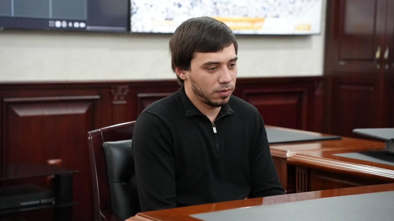 Корголи Корголиев провел встречу с жителем Хасавюрта, подписавшим контракт с Министерством обороны РФ Корголи Корголиев провел встречу с жителем Хасавюрта, подписавшим контракт с Министерством обороны РФ