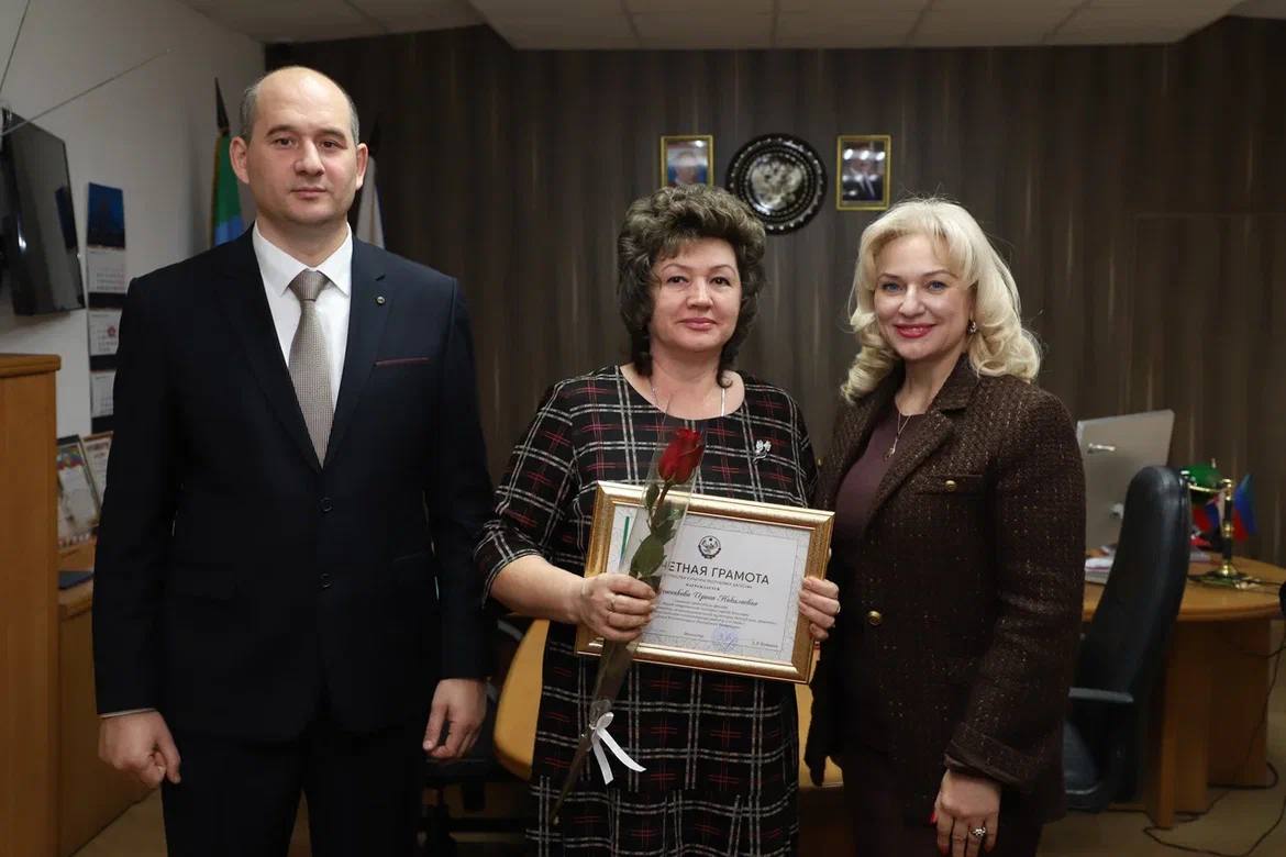 В ходе рабочего визита в Кизляр министр культуры провела личный прием граждан В ходе рабочего визита в Кизляр министр культуры провела личный прием граждан