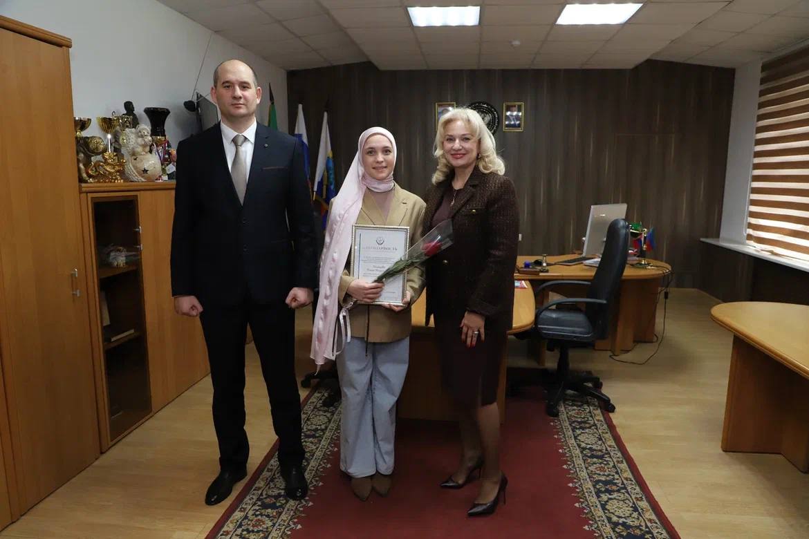 В ходе рабочего визита в Кизляр министр культуры провела личный прием граждан В ходе рабочего визита в Кизляр министр культуры провела личный прием граждан