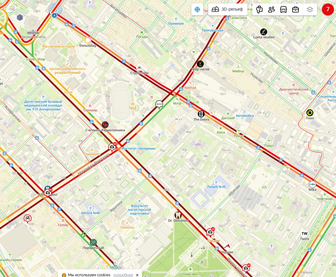 В центральной части Махачкалы ежедневно наблюдаются пробки