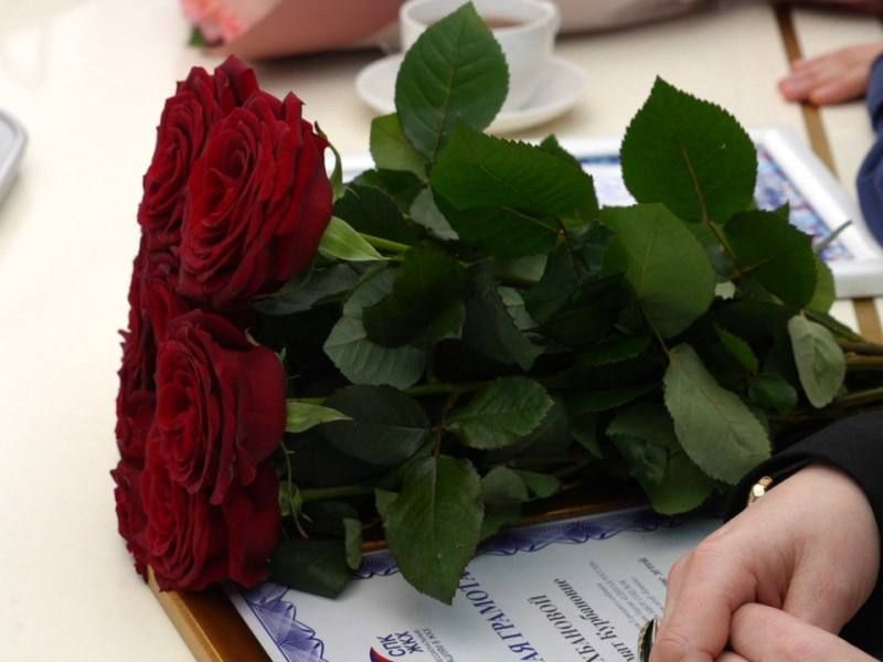 ������ �������������: ����� �������� �� ��������� ����� � ����� ����������� ������� �������������� �������� ����� ����� ��ջ, ��������������� ��� ��������� �������� ������ � ������ ������� �������