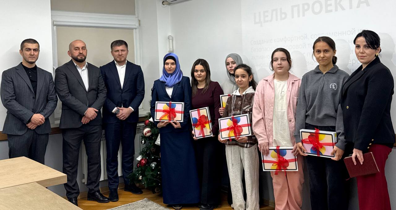 Ассаламу алейкум, добрый вечер, уважаемые махачкалинцы! Ассаламу алейкум, добрый вечер, уважаемые махачкалинцы!