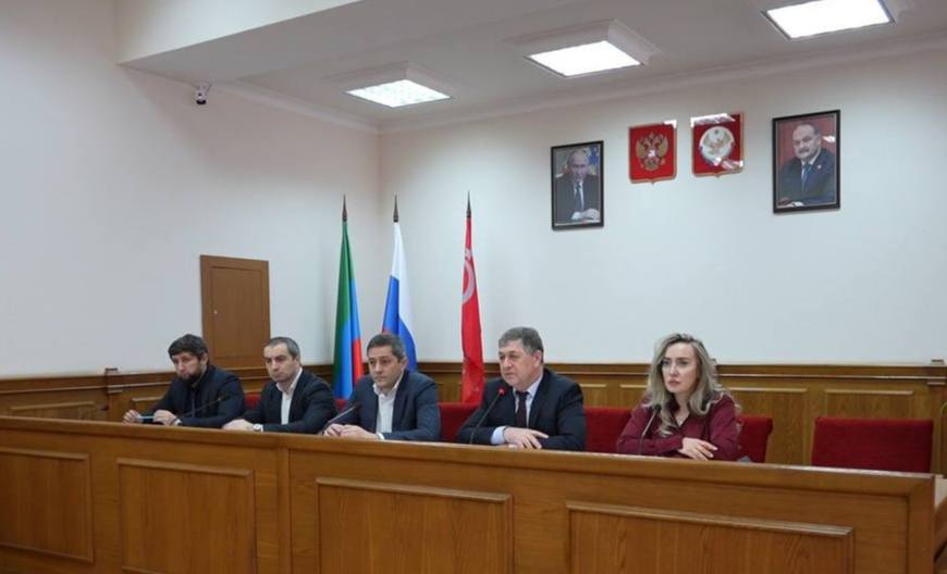 В администрации г. Махачкалы провели заседание по вопросам неформальной занятости