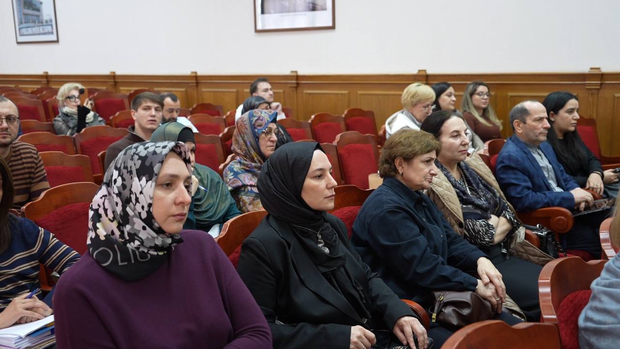 В администрации г. Махачкалы провели заседание по вопросам неформальной занятости В администрации г. Махачкалы провели заседание по вопросам неформальной занятости