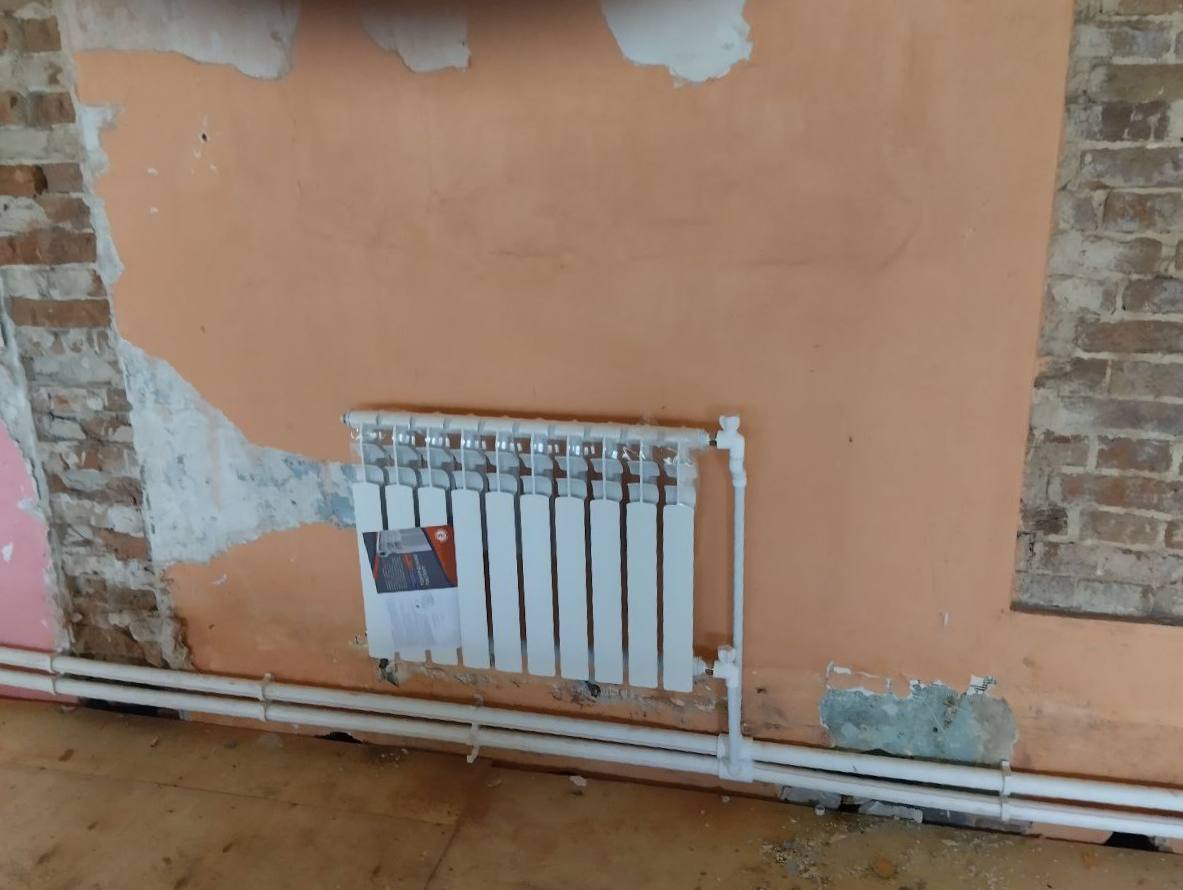 Дагестанские строители активно вовлечены в процесс реконструкции и модернизации объекта спортивной инфраструктуры в пгт Михайловка, Михайловского района Дагестанские строители активно вовлечены в процесс реконструкции и модернизации объекта спортивной инфраструктуры в пгт Михайловка, Михайловского района