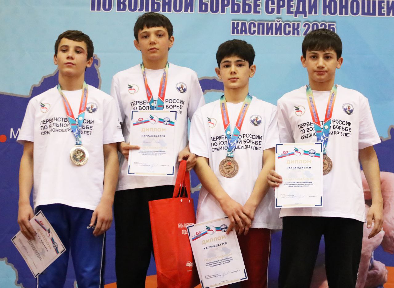 Результаты второго дня Всероссийских соревнований по вольной борьбе U-15 Результаты второго дня Всероссийских соревнований по вольной борьбе U-15