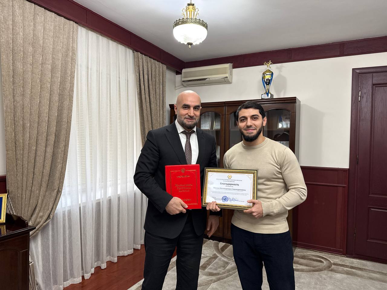 Министр экологии Дагестана встретился с журналистами для развития «зелёной» повестки Министр экологии Дагестана встретился с журналистами для развития «зелёной» повестки