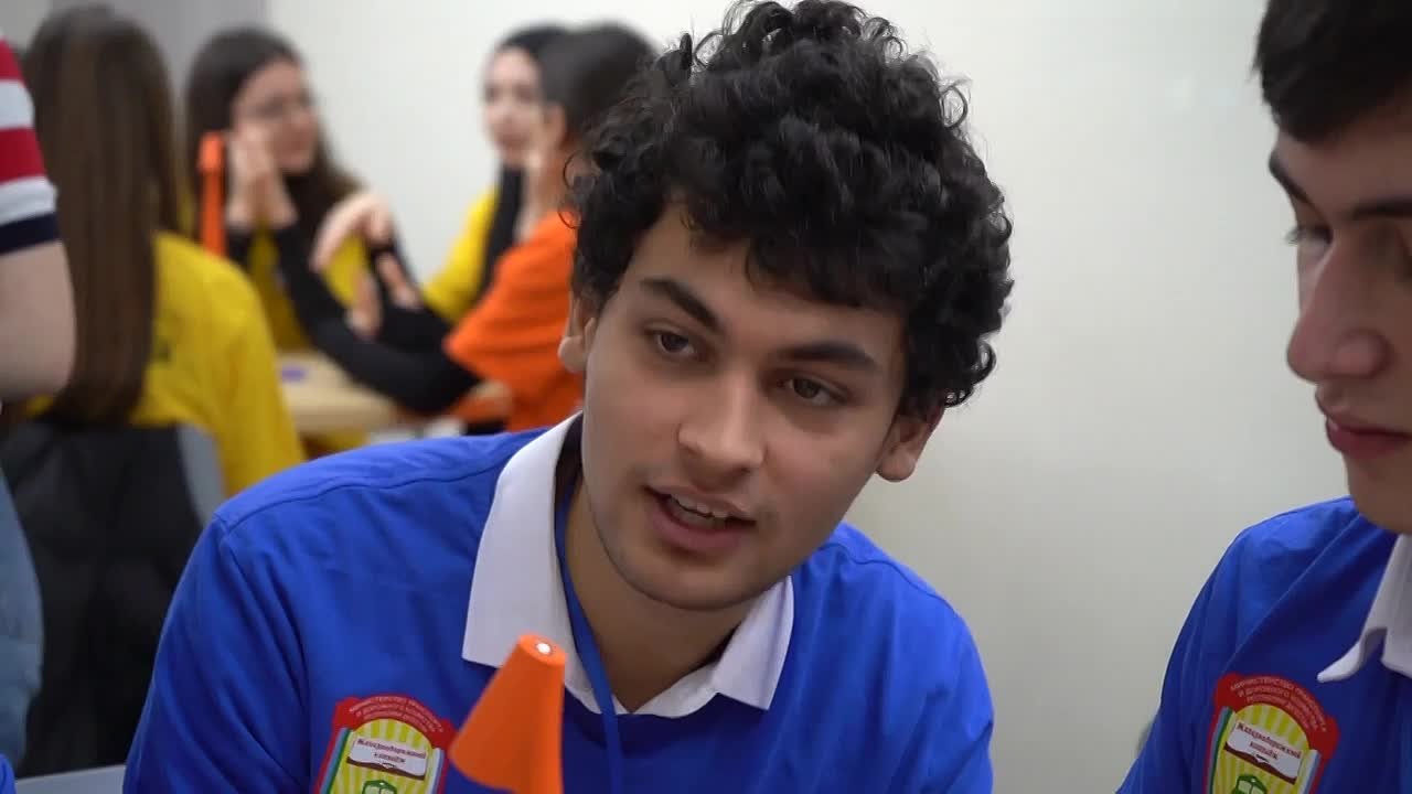 Брейн–ринг, посвящённый 80-летию Победы в Великой Отечественной войне, состоялся сегодня в антикафе «Место»