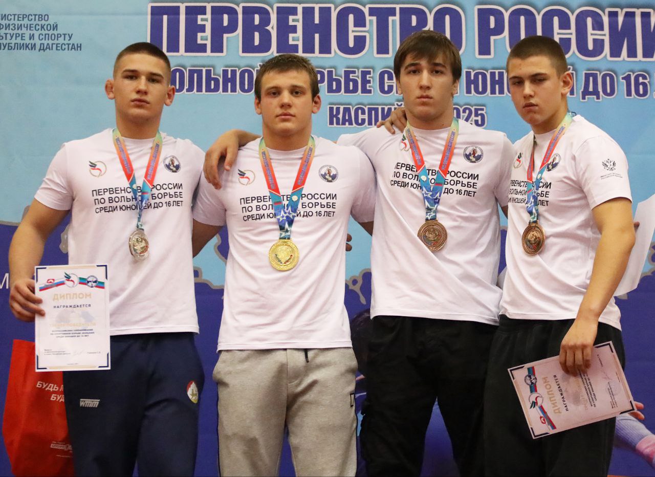 Результаты второго дня Всероссийских соревнований по вольной борьбе U-15 Результаты второго дня Всероссийских соревнований по вольной борьбе U-15