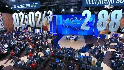Владимир Путин поручил правительству продумать, как продлить выплаты по декрету с 1,5 до 3 лет