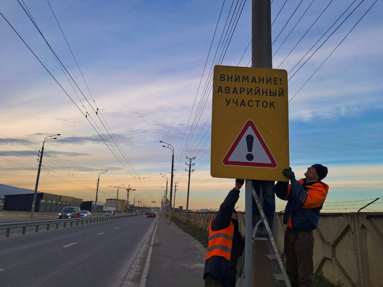 Дорожники Дагестана продолжают работы по благоустройству дорог Дорожники Дагестана продолжают работы по благоустройству дорог